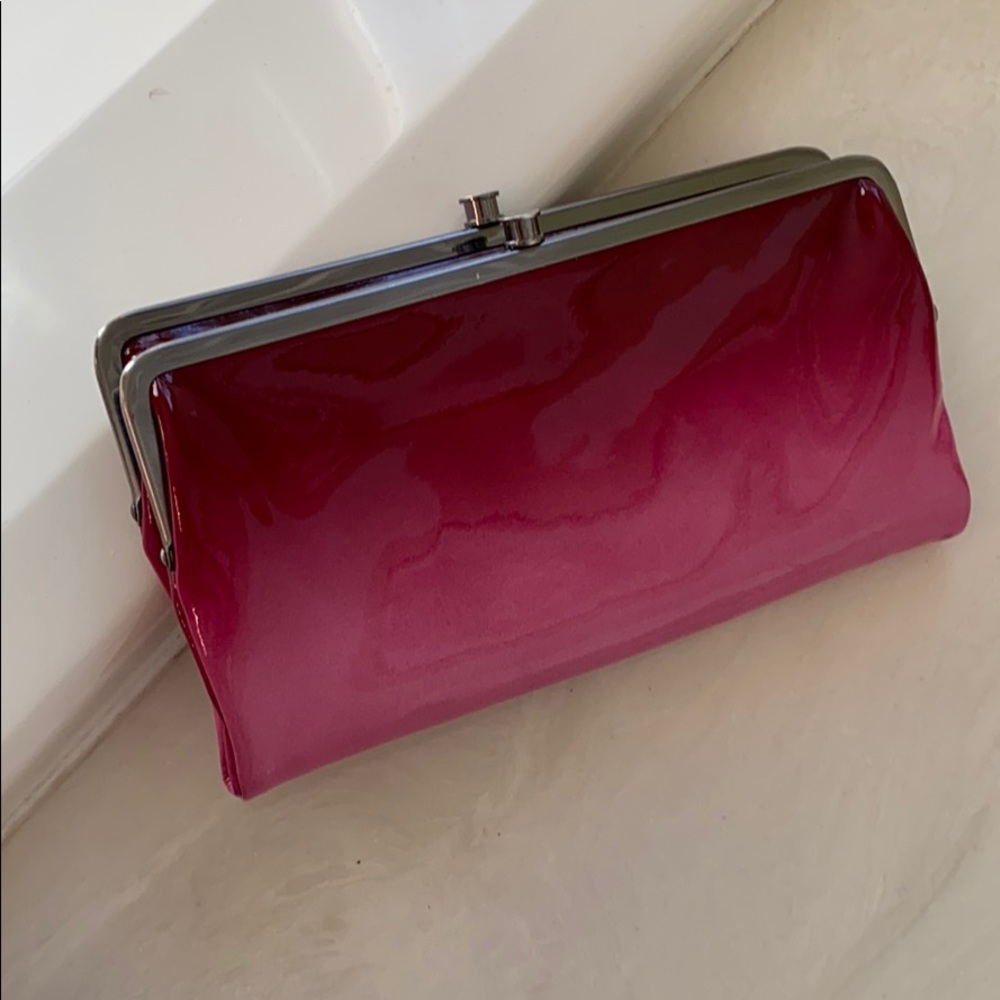 Hobo magnetic close wallet/clutch